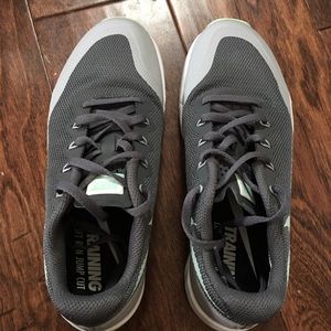 Nike running shoes!! Worn once! Size 6